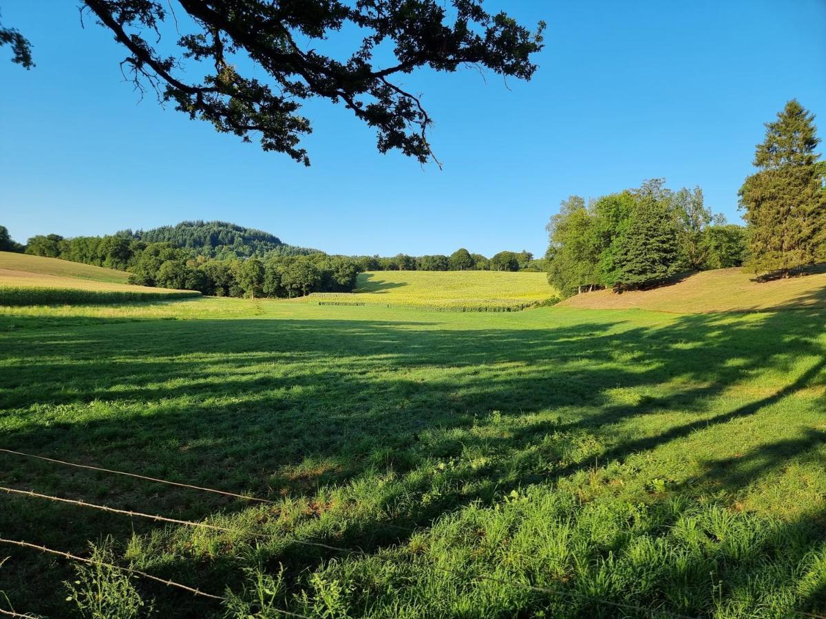Bon Chez Nous Bed & Breakfast Saint-Amand-Jartoudeix